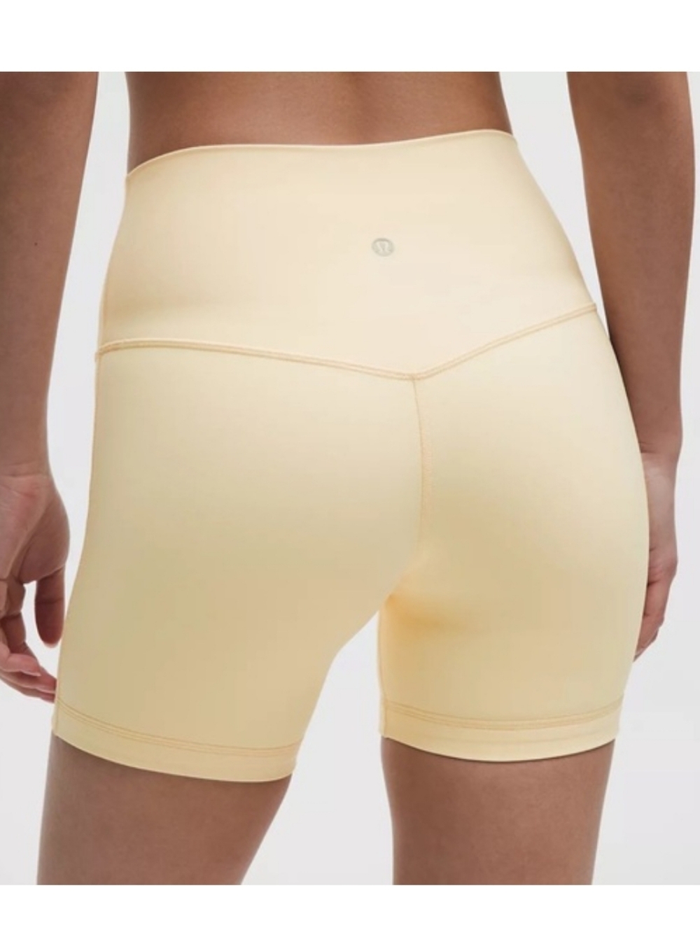 Lululemon Buttercream Align Shorts 6” Size 6
